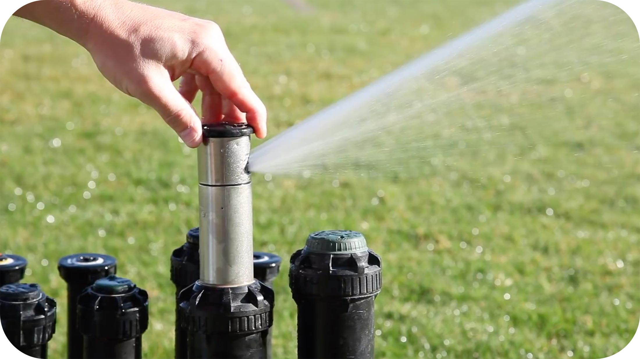 De Rainbird Falcon 6504 is erg populair voor sportveldberegening.
