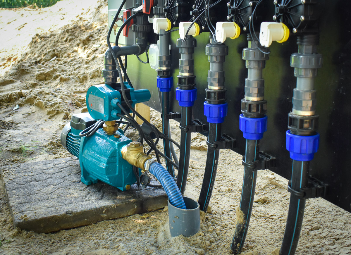 Tuinberegening met bovengrondse pomp
